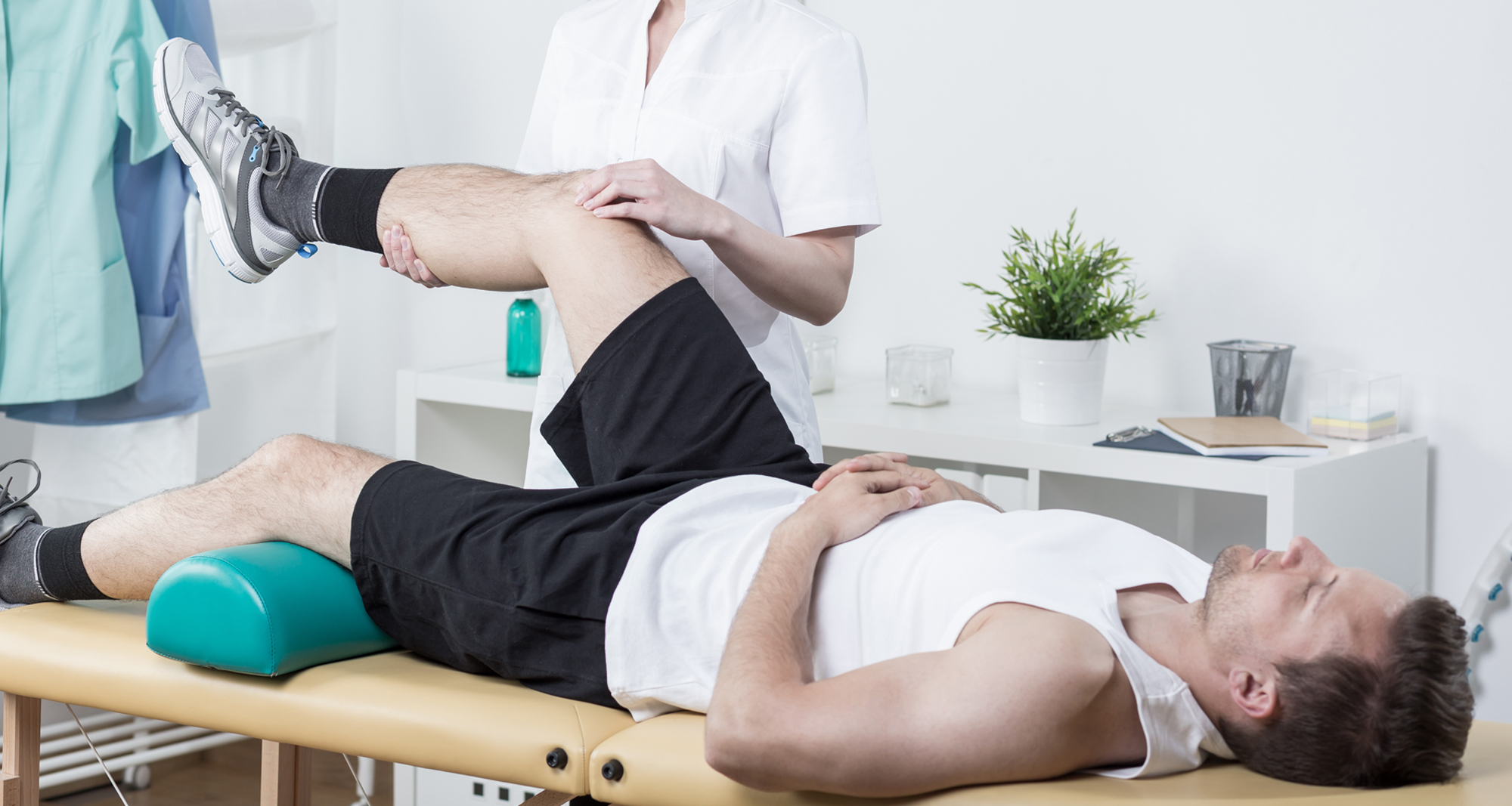 manipulation-mobilisation-manual-therapy-physiotherapy-treatments